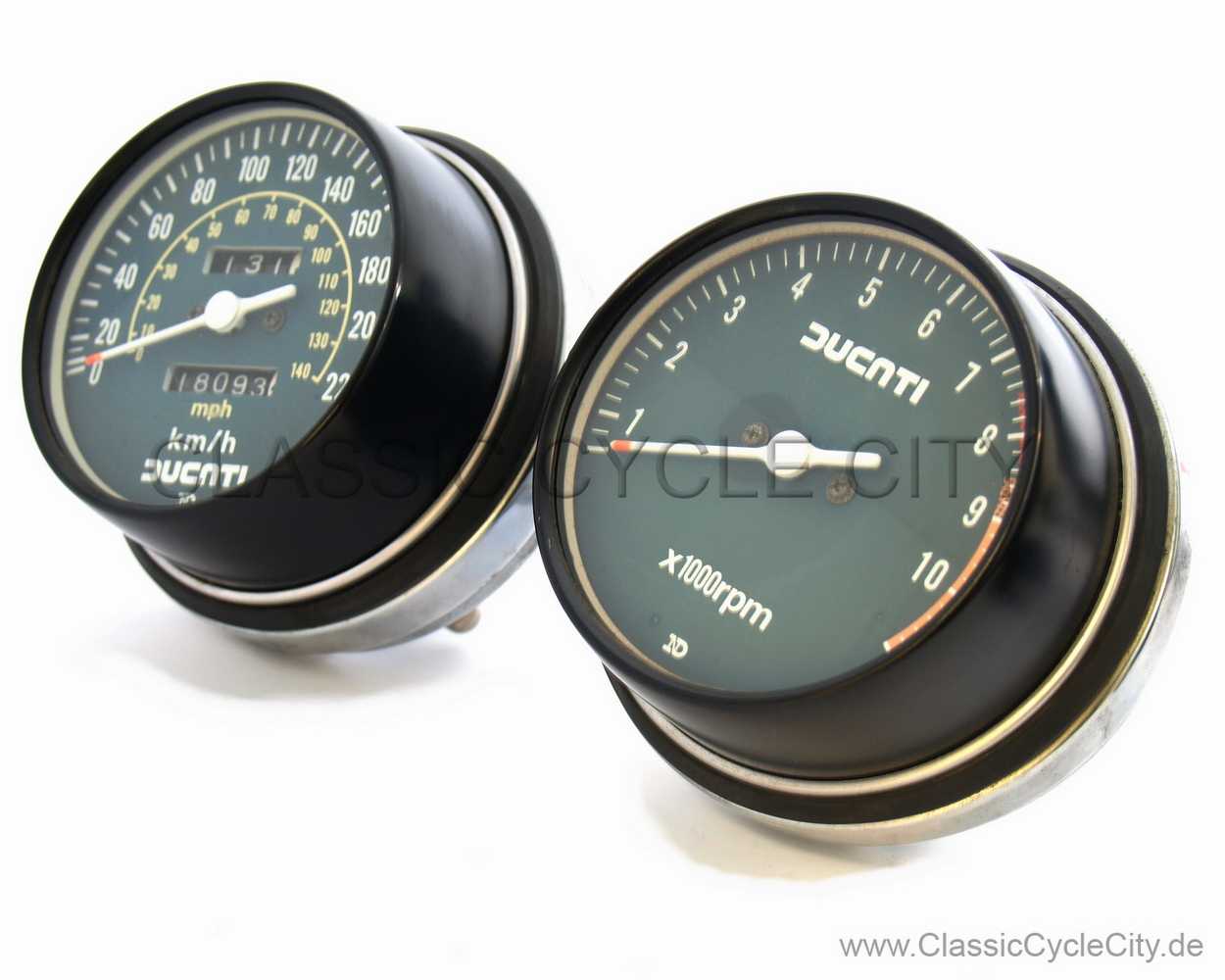 Gehäuse / Becher Set Tachometer und Drehzahlmesser + Bördelringe