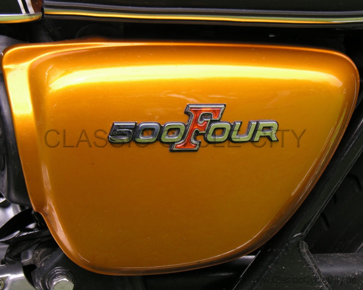 EMBLEM KIT DIAMANT L/R SIDE COVER # 00000-335-KIT