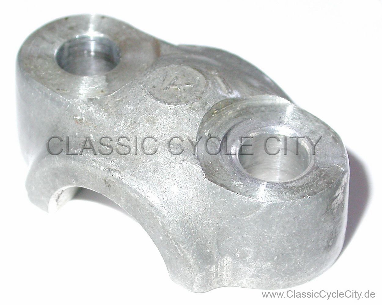 HOLDER AXLE # 95014-410-00 (replaces 51634-292-000)